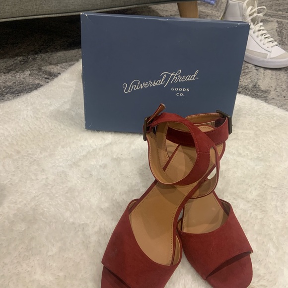 Red Wedge High Heels Size 9.5 - Picture 6 of 6